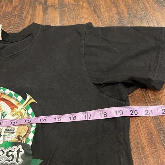 VTG Oktoberfest Beerlao tee size L in EUC - Picture 6 of 7